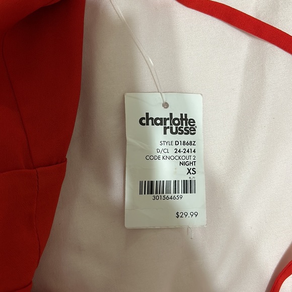 Red jumpsuit - Picture 5 of 6